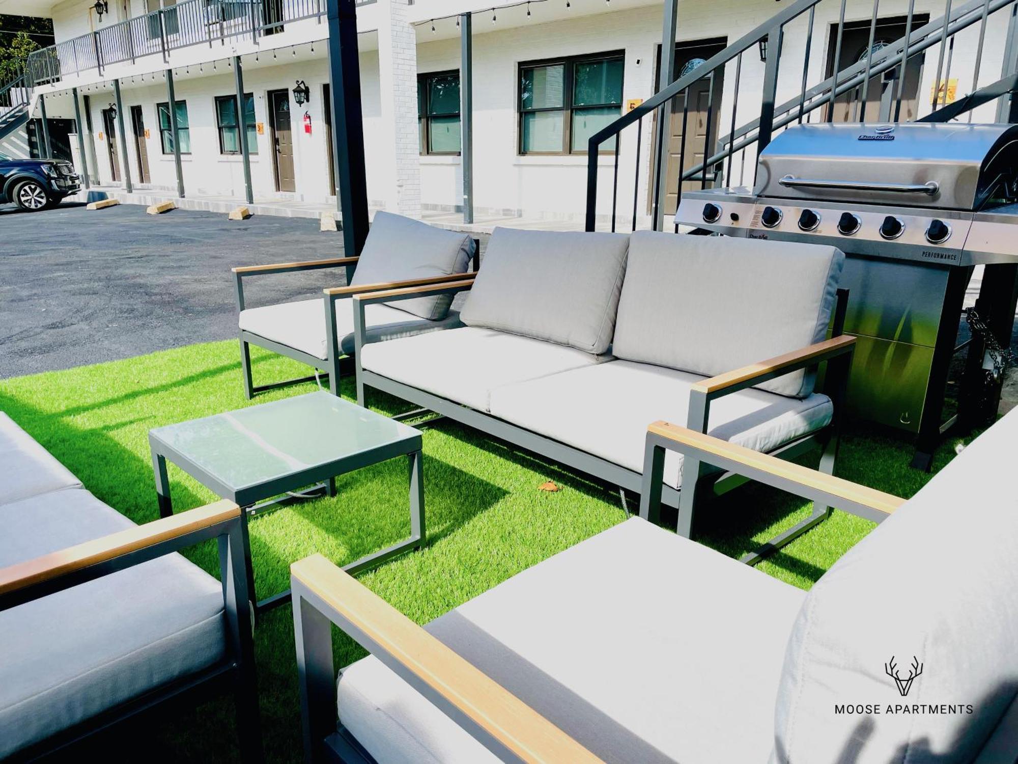The Moose #6 - Modern Luxe Studio With Free Parking & King Bed Memphis Luaran gambar